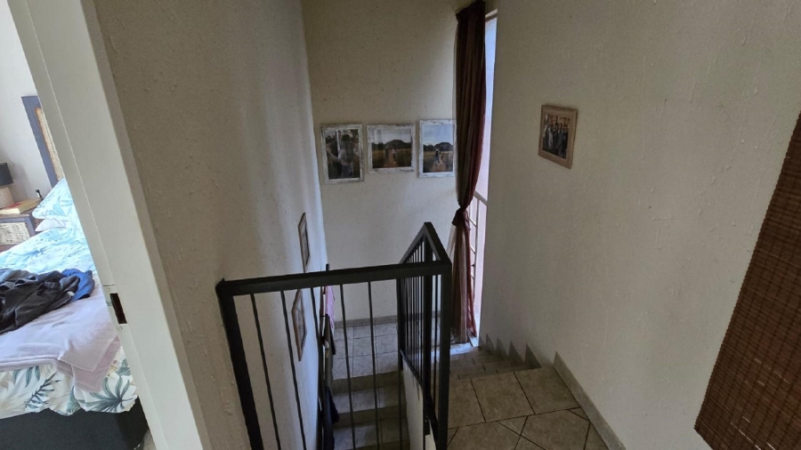 2 Bedroom Property for Sale in Vaalpark Free State